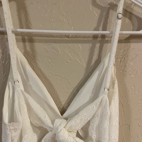 Windsor White Ruffled Dress - Picture 10 of 11